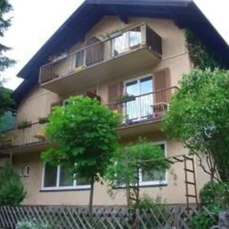 Charlotte Bad Gastein